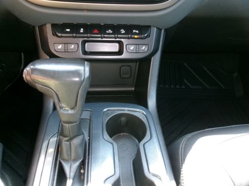 Used 2019 Chevrolet Colorado Z71 image 7