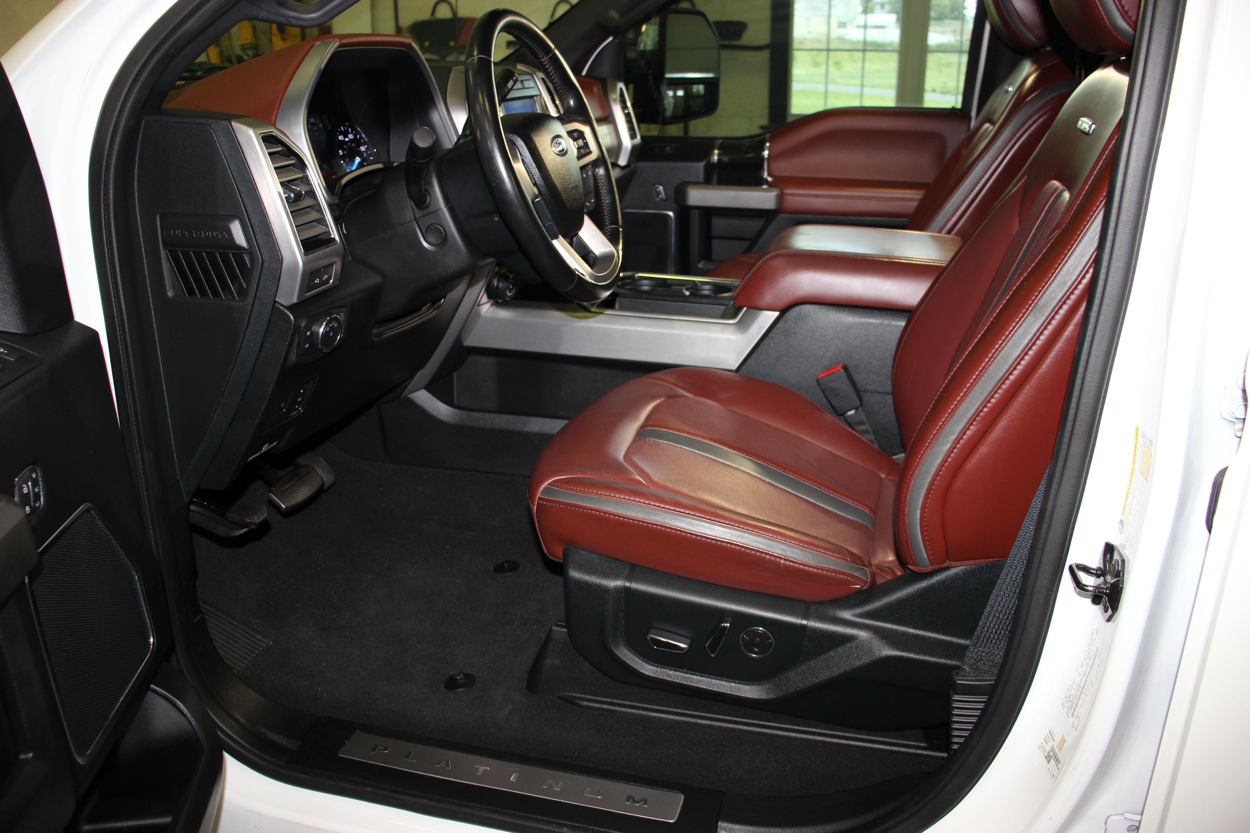 Used 2021 Ford F450 4x4 Crew Cab Super Duty image 17