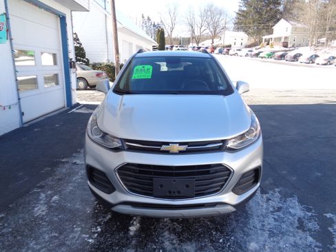 Used 2019 Chevrolet Trax LT image 6