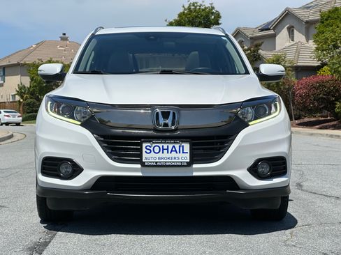 Used 2019 Honda HR-V EX image 4