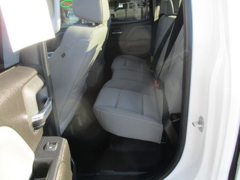 Used 2019 Chevrolet Silverado 1500 LD image 19