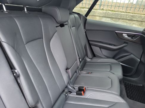 Used 2021 Audi Q8 Premium Plus image 14