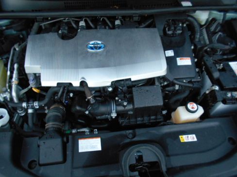 Used 2019 Toyota Prius Limited image 6