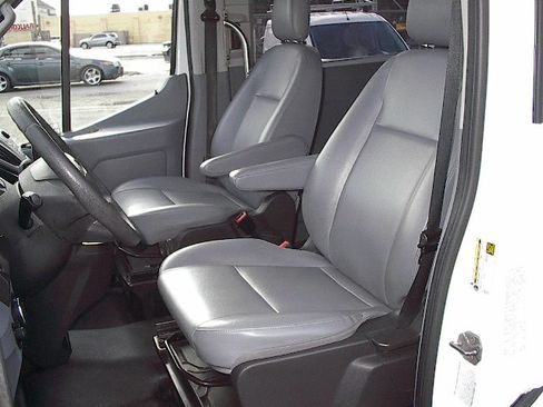 Used 2018 Ford Transit 350 XL image 11