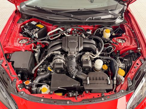 Used 2022 Toyota GR86 Premium image 19