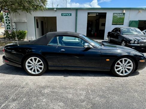 Used 2005 Jaguar XK8 Convertible RWD image 3