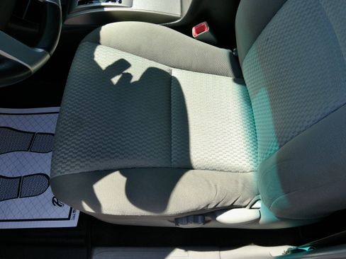 Used 2014 Toyota Tacoma SR5 image 39