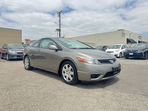 Used 2006 Honda Civic LX Coupe image 11