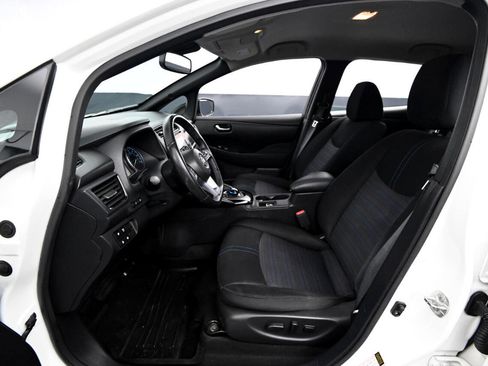 Used 2022 Nissan Leaf SV Plus image 36