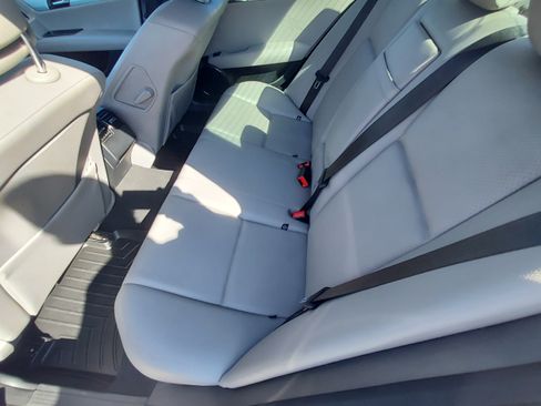 Used 2008 Mercedes-Benz C 300 Sport image 8