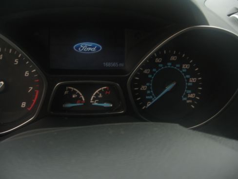 Used 2015 Ford Escape 4WD SE image 10