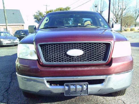 Used 2006 Ford F150 XLT image 2