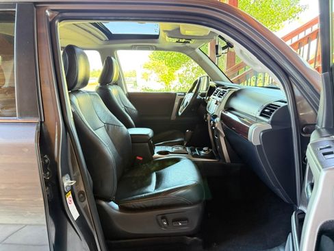 Used 2016 Toyota 4Runner 4WD image 23