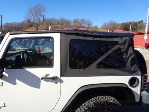 Used 2008 Jeep Wrangler X image 20