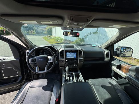 Used 2016 Ford F150 image 10