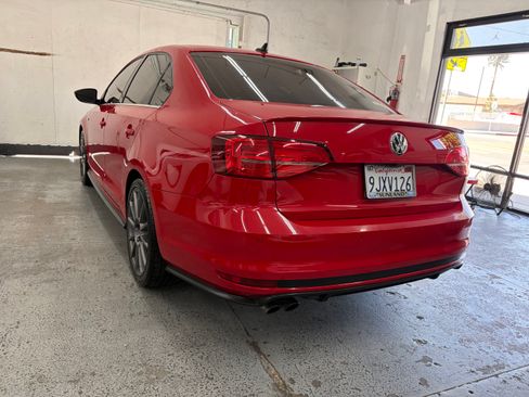 Used 2017 Volkswagen Jetta GLI SE Sedan FWD image 6