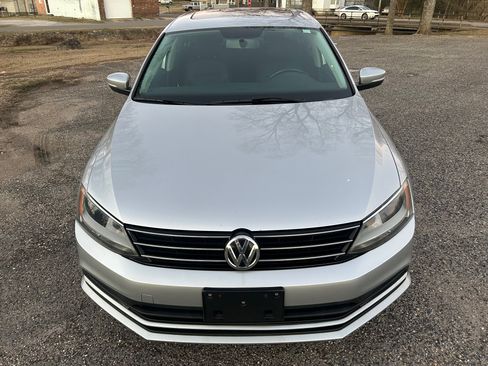 Used 2015 Volkswagen Jetta image 3