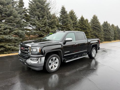 Used 2018 GMC Sierra 1500 SLT image 1