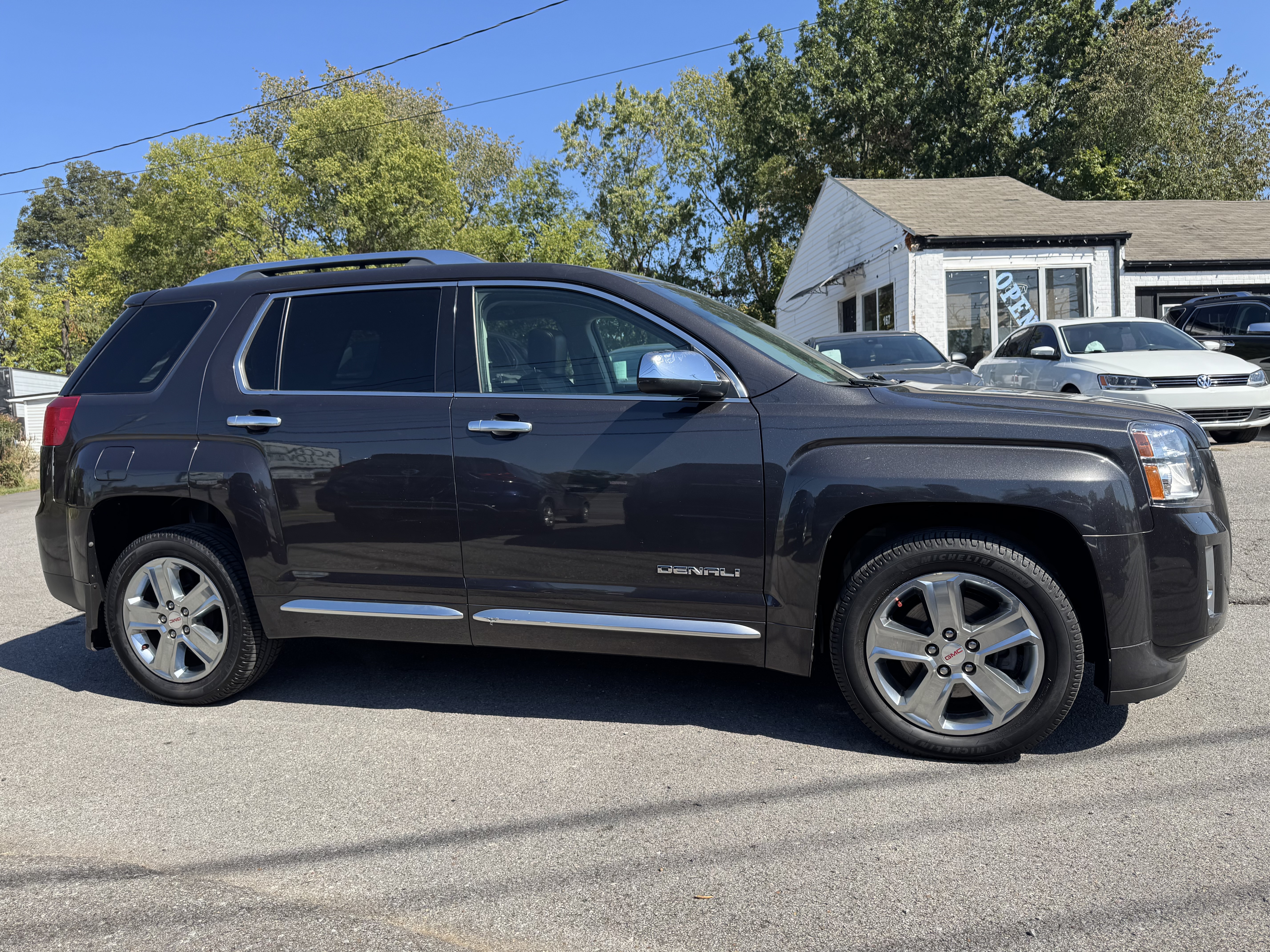 Used 2015 GMC Terrain FWD Denali image 6