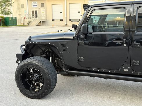 Used 2015 Jeep Wrangler 4WD Unlimited Sport image 37