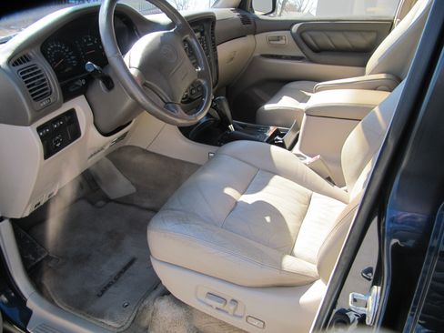 Used 2000 Toyota Land Cruiser image 14