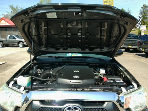 Used 2014 Toyota Tacoma SR5 image 61