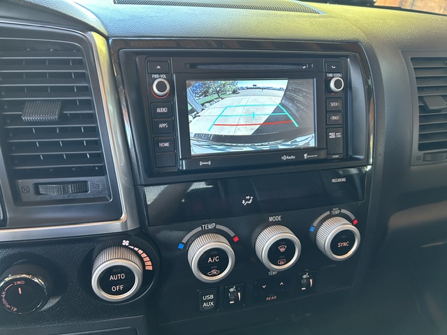 Used 2018 Toyota Sequoia 4WD SR5 image 19