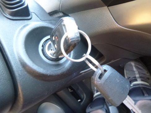 Used 2015 Chevrolet Spark LT image 21