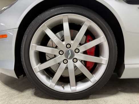 Used 2005 Aston Martin DB9 RWD image 13