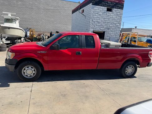 Used 2013 Ford F150 2WD SuperCab image 2