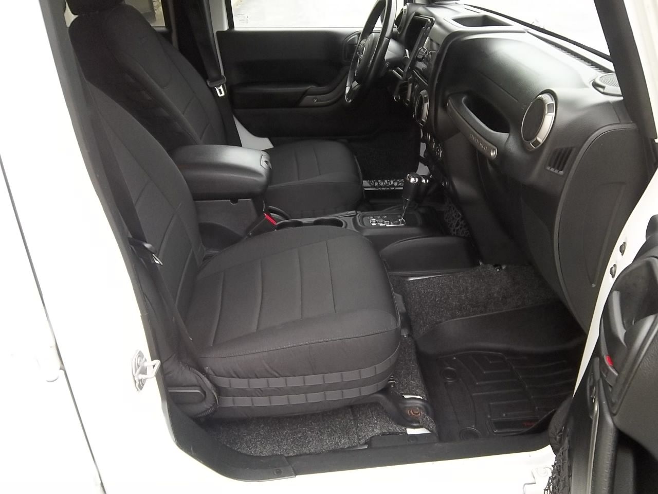 Used 2017 Jeep Wrangler 4WD Unlimited Sport image 27