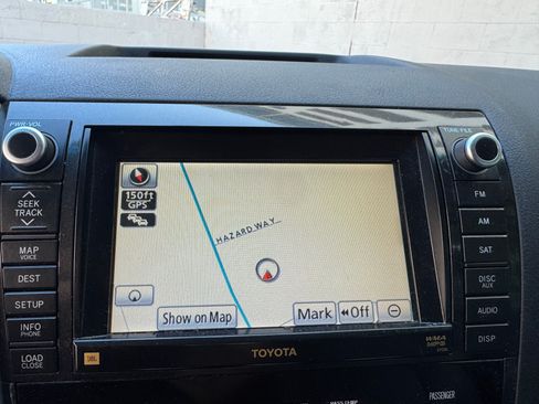 Used 2011 Toyota Sequoia Limited image 29