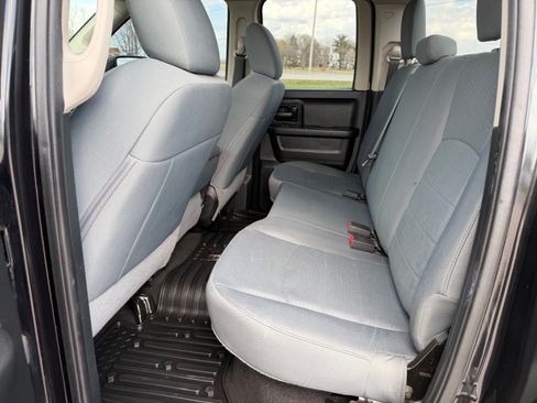 Used 2018 RAM 1500 Classic Express image 10