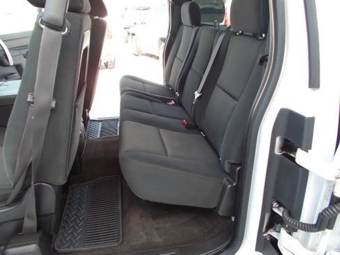 Used 2013 Chevrolet Silverado 1500 LT image 17