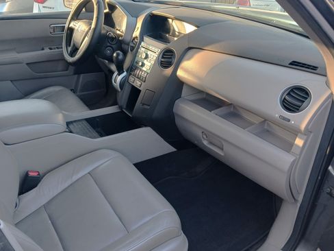 Used 2011 Honda Pilot EX-L image 4