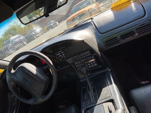 Used 1996 Chevrolet Corvette image 5