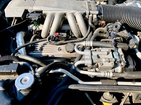 Used 1991 Chevrolet Corvette image 32