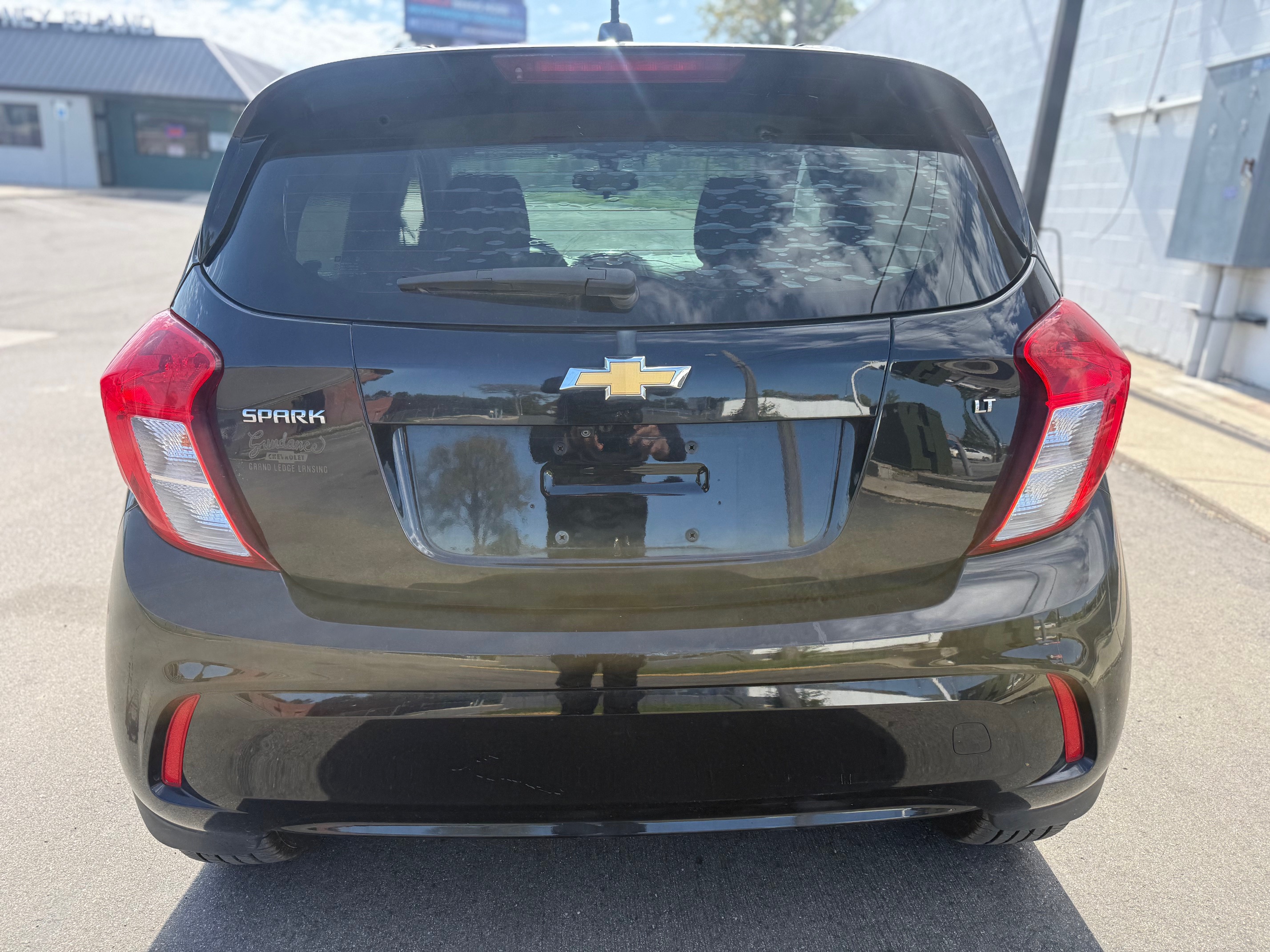 Used 2017 Chevrolet Spark LT w/ 1LT FWD image 5