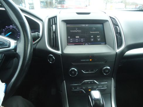 Used 2015 Ford Edge SEL image 8