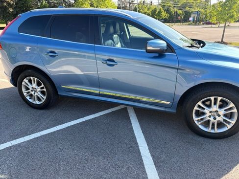 Used 2015 Volvo XC60 AWD T5 Platinum image 5