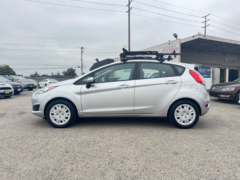 Used 2015 Ford Fiesta S Hatchback FWD image 4