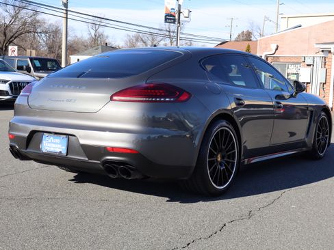 Used 2016 Porsche Panamera GTS image 8