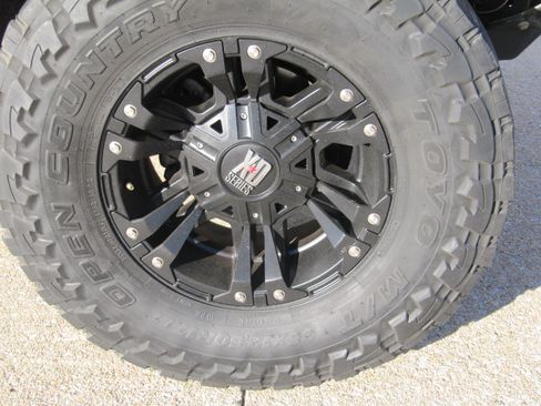 Used 2015 Jeep Wrangler Unlimited Willys Wheeler image 7