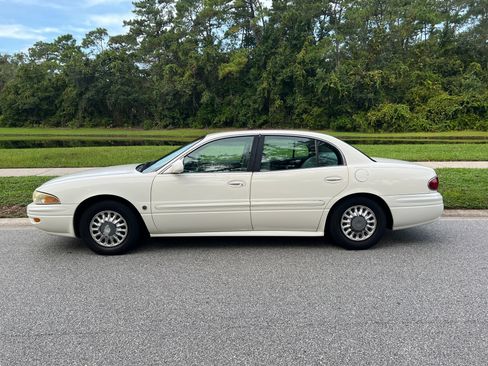 Used 2004 Buick Le Sabre Custom FWD image 2