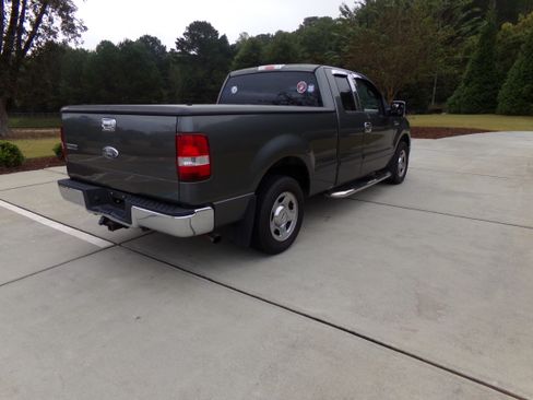 Used 2006 Ford F150 XLT image 5
