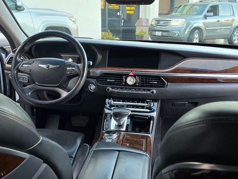 Used 2018 Genesis G90 5.0 Ultimate image 35
