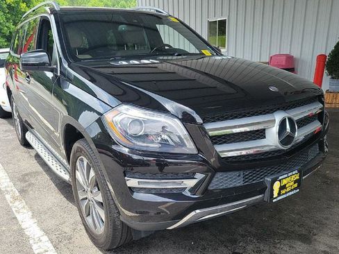 Used 2014 Mercedes-Benz GL 450 4MATIC image 2
