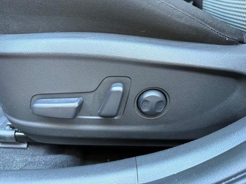 Used 2020 Hyundai Kona SEL Plus image 26