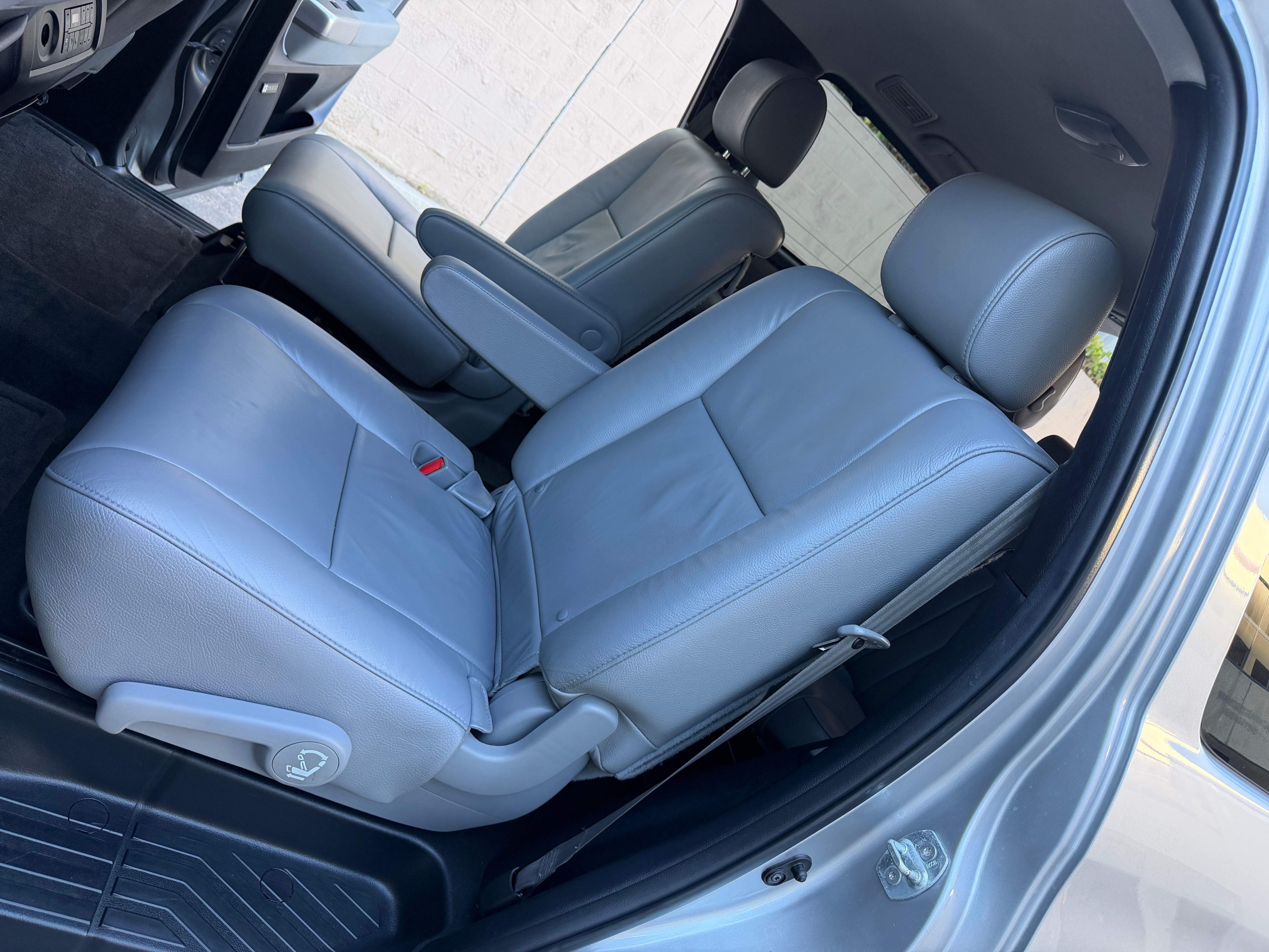 Used 2018 Toyota Sequoia Limited AWD/4WD image 23
