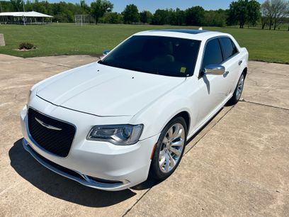Used 2017 Chrysler 300 C